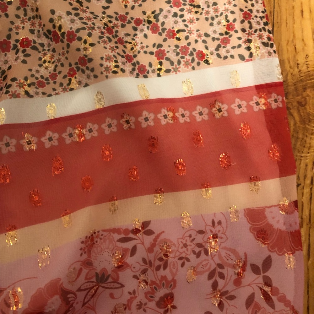 Halter top - Picture 4 of 4
